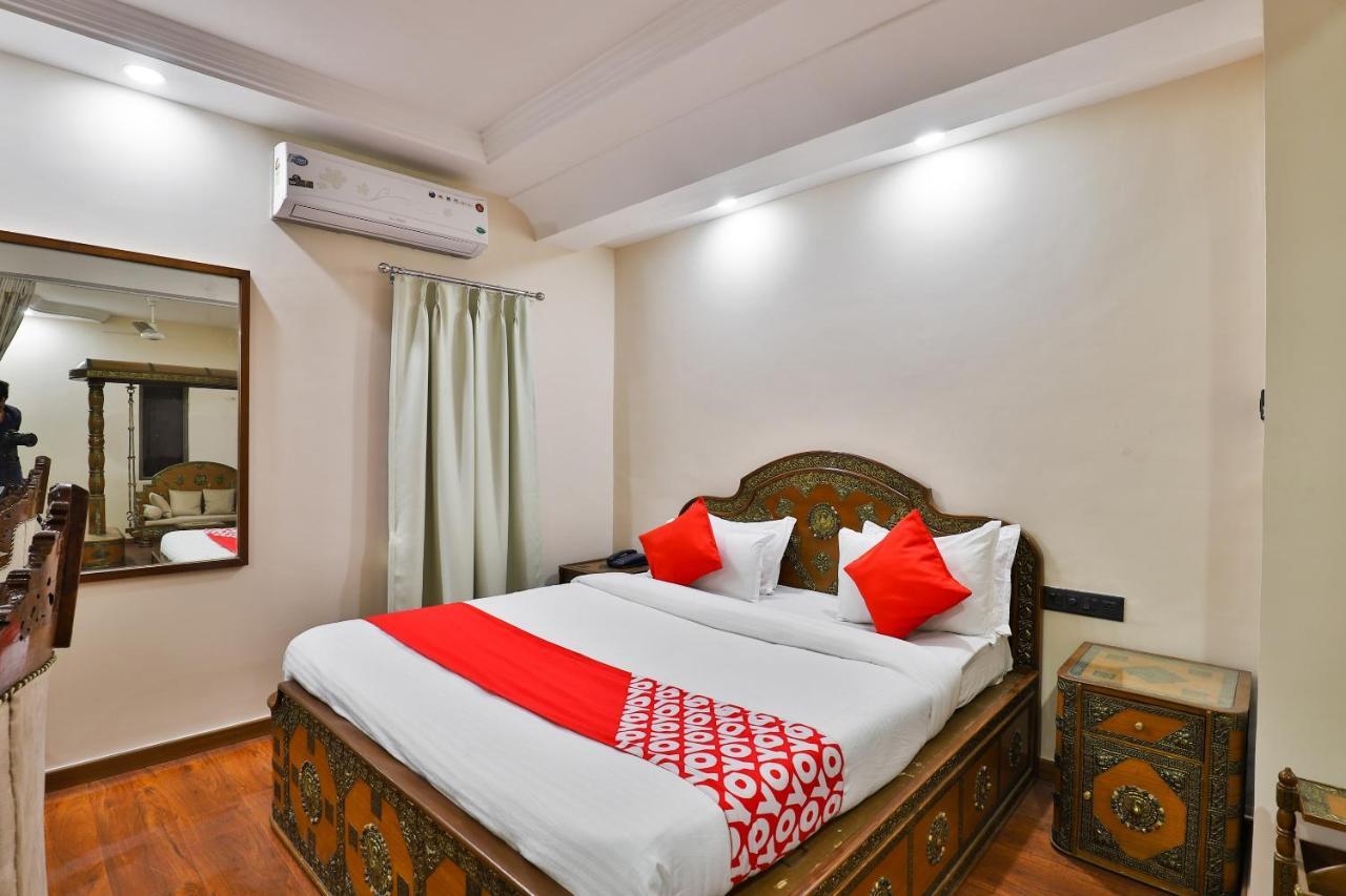 ראג'קוט Oyo 23540 Hotel Suryakant מראה חיצוני תמונה